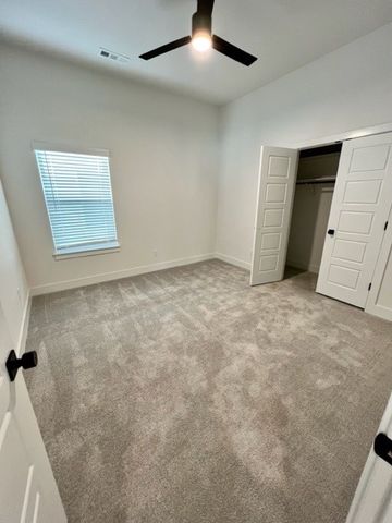 6207 SW Luna Lane, Bentonville, AR 72713