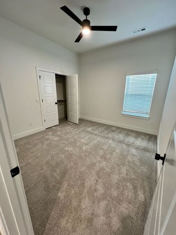 6207 SW Luna Lane, Bentonville, AR 72713