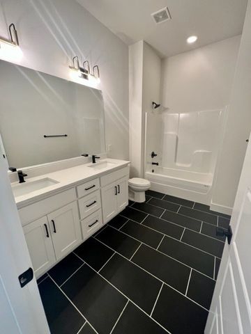 6207 SW Luna Lane, Bentonville, AR 72713