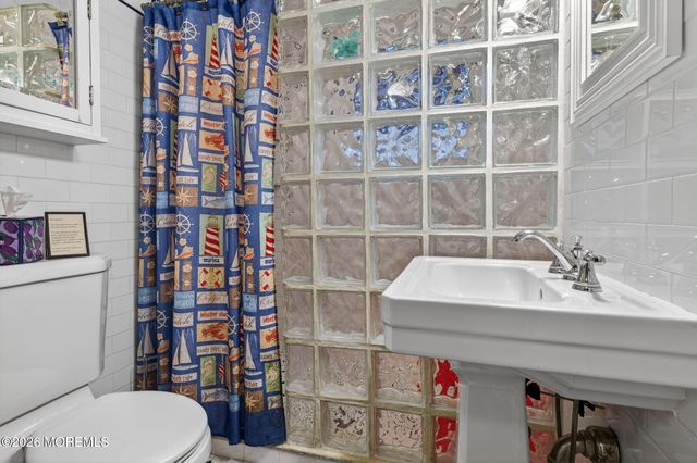 81 Broadway, Ocean Grove, NJ 07756