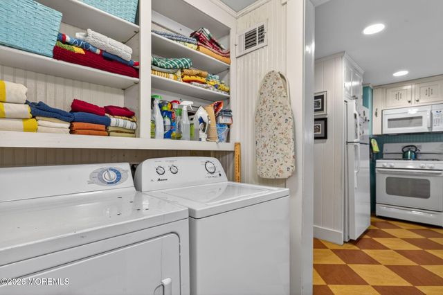 81 Broadway, Ocean Grove, NJ 07756