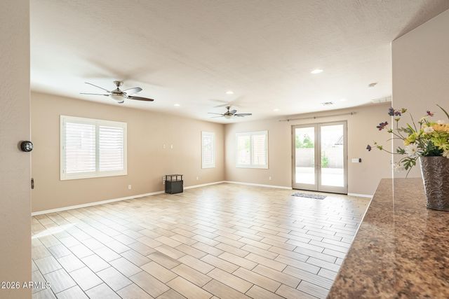 4421 E SAINT JOHN Road, Phoenix, AZ 85032