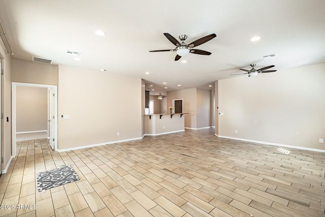 4421 E SAINT JOHN Road, Phoenix, AZ 85032