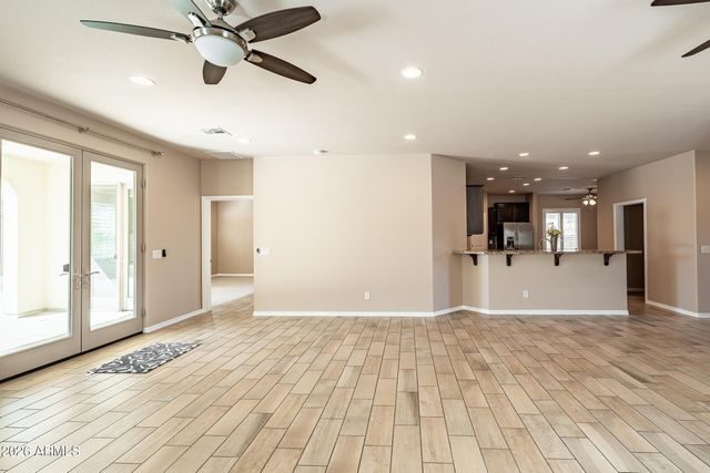 4421 E SAINT JOHN Road, Phoenix, AZ 85032