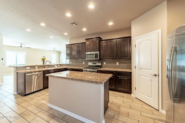 4421 E SAINT JOHN Road, Phoenix, AZ 85032