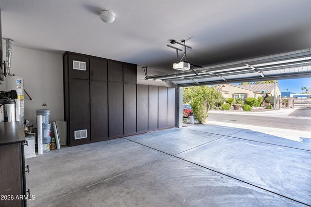 4421 E SAINT JOHN Road, Phoenix, AZ 85032