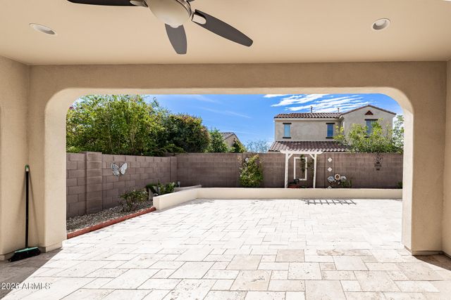 4421 E SAINT JOHN Road, Phoenix, AZ 85032