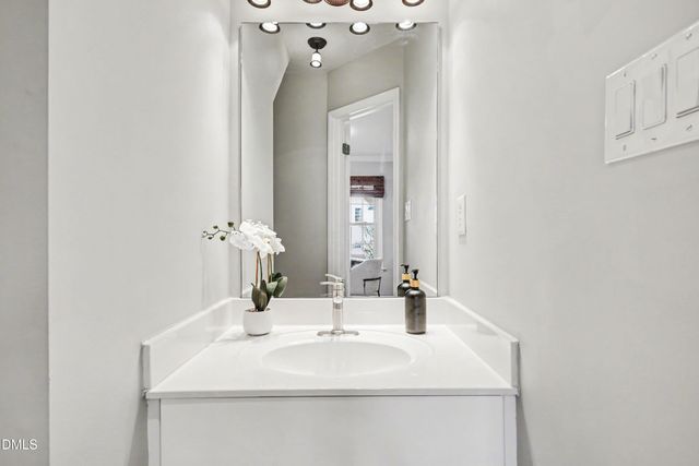 113 Crossfire Road, Holly Springs, NC 27540