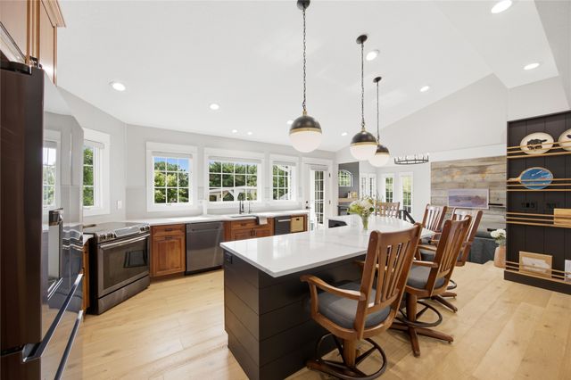 33205 Fox Creek Drive, Waukee, IA 50263