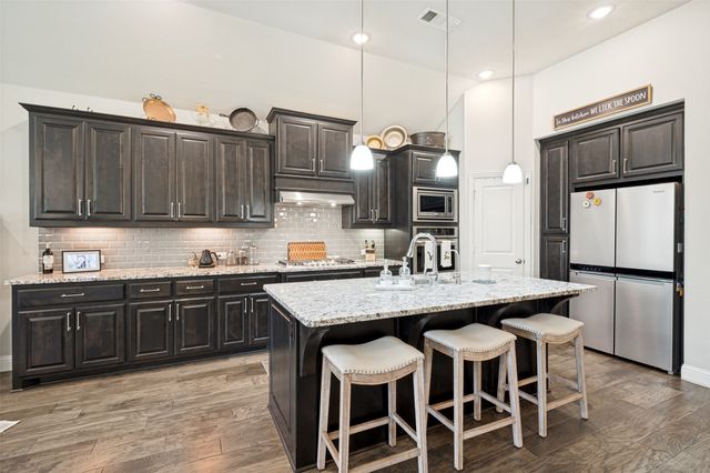 1020 Knoll Street, Little Elm, TX 76227