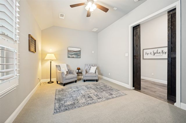 1020 Knoll Street, Little Elm, TX 76227
