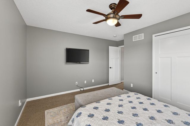 3671 Pointe Pass NW, Prior Lake, MN 55372