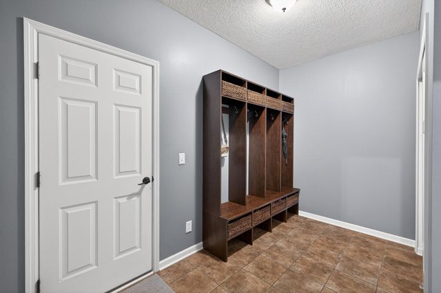 3671 Pointe Pass NW, Prior Lake, MN 55372