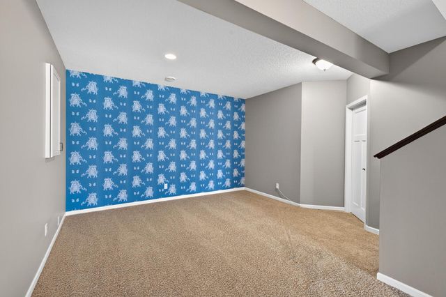 3671 Pointe Pass NW, Prior Lake, MN 55372