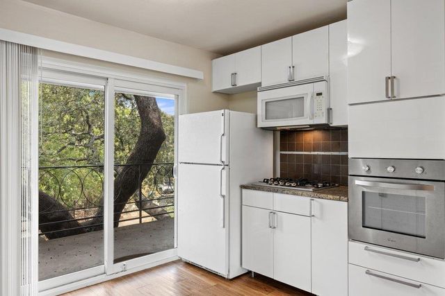 1210 Windsor RD 209, Austin, TX 78703