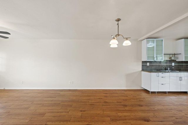 1210 Windsor RD 209, Austin, TX 78703