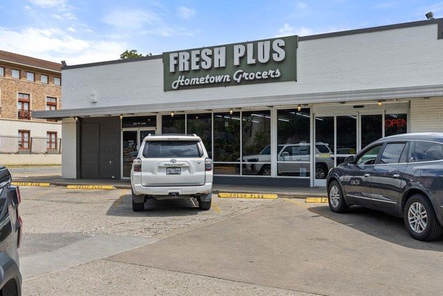 1210 Windsor RD 209, Austin, TX 78703