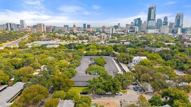 1210 Windsor RD 209, Austin, TX 78703