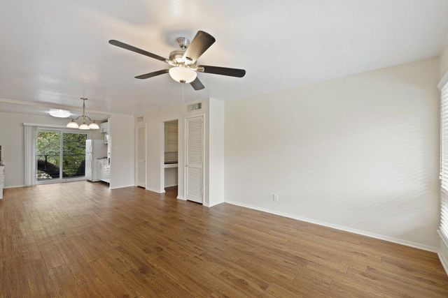 1210 Windsor RD 209, Austin, TX 78703