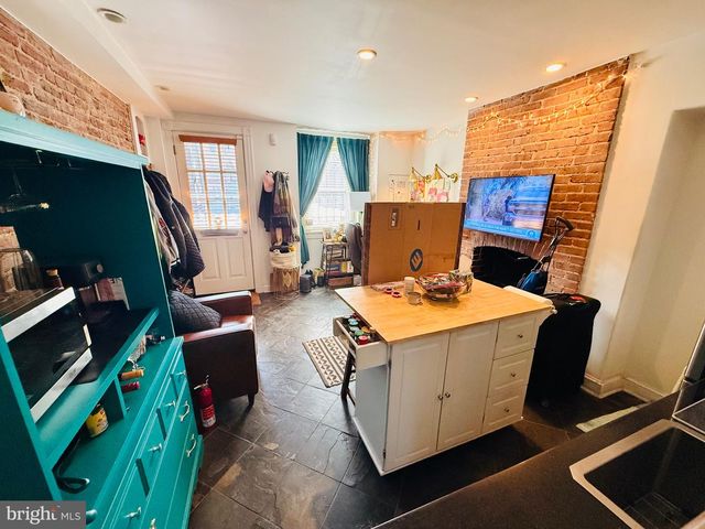 630 C ST SE, Washington, DC 20003