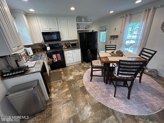 701 7th Street, Jackson, NJ 08527