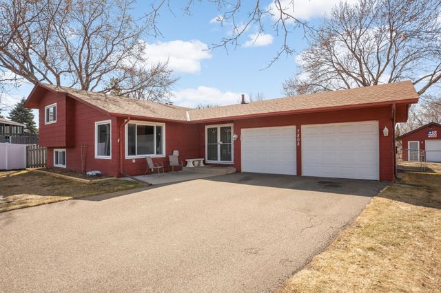 7808 Idaho Lane N, Brooklyn Park, MN 55445