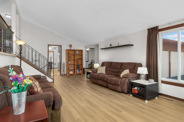 7808 Idaho Lane N, Brooklyn Park, MN 55445