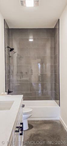 8464 Reagan Drive, Eufaula, OK 74432