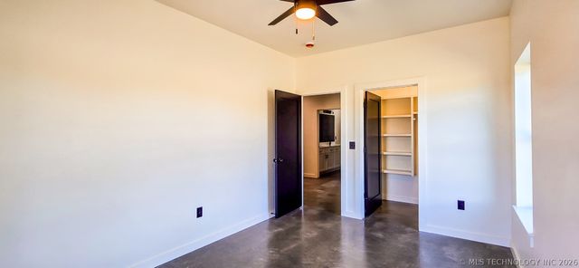 8464 Reagan Drive, Eufaula, OK 74432