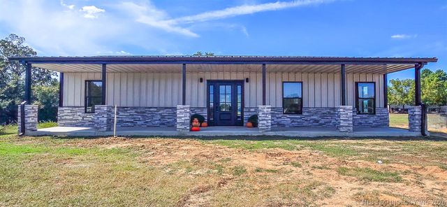 8464 Reagan Drive, Eufaula, OK 74432