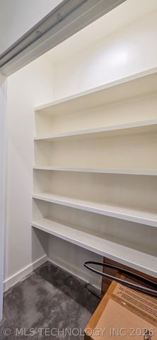 8464 Reagan Drive, Eufaula, OK 74432