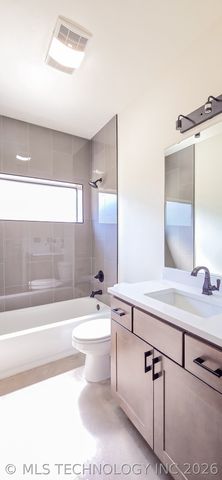 8464 Reagan Drive, Eufaula, OK 74432