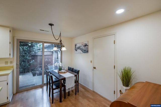 2600 NW Fireweed Pl, Corvallis, OR 97330
