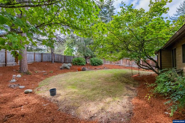 2600 NW Fireweed Pl, Corvallis, OR 97330