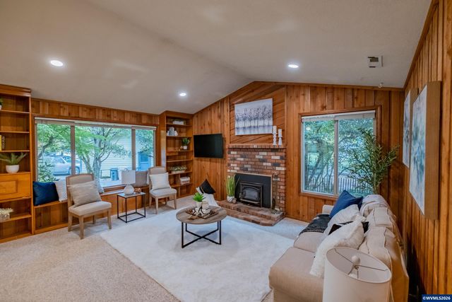 2600 NW Fireweed Pl, Corvallis, OR 97330