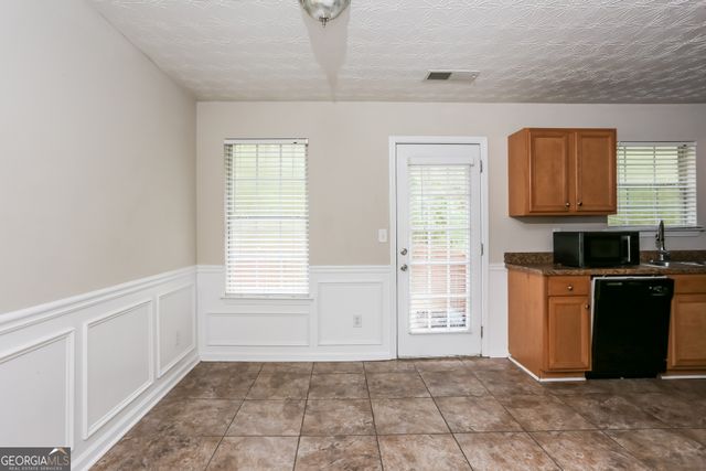 680 Escalade Drive, South Fulton, GA 30349