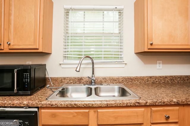 680 Escalade Drive, South Fulton, GA 30349