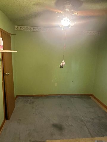 8542 Bayou Run Dr, New Roads, LA 70760