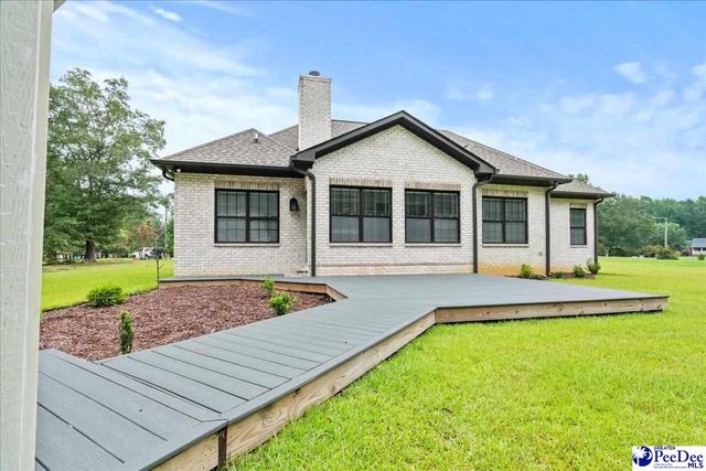 615 Little John Rd, Cheraw, SC 29520