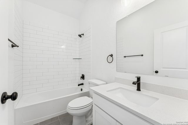 1307 Webb Creek, New Braunfels, TX 78132