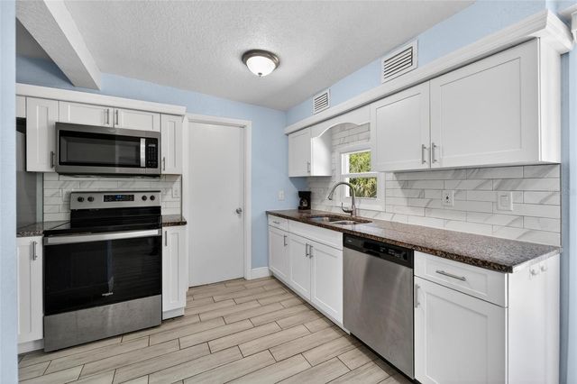 10353 110TH AVENUE, Largo, FL 33773