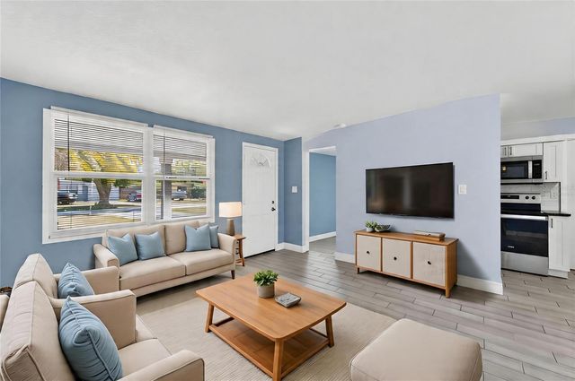 10353 110TH AVENUE, Largo, FL 33773