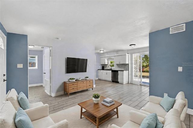 10353 110TH AVENUE, Largo, FL 33773