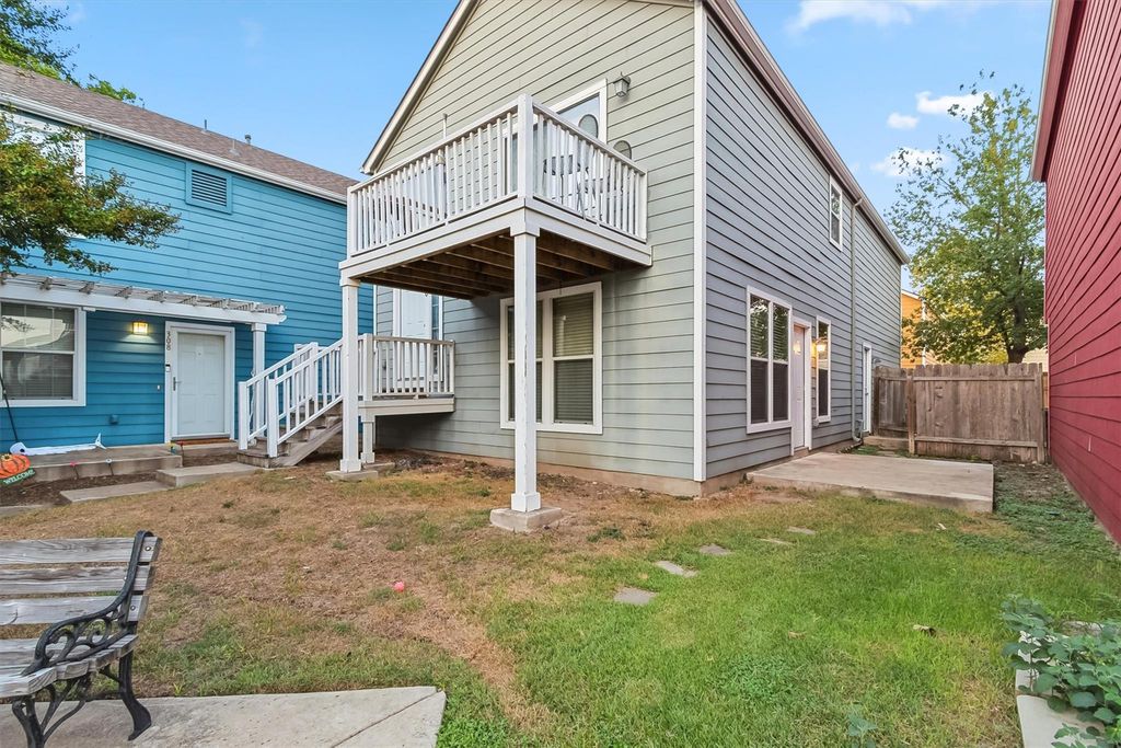 306 Trestle Tree 53, San Marcos, TX 78666