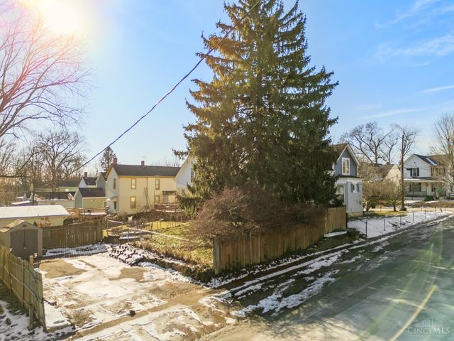 4726 Castle Place, Cincinnati, OH 45227