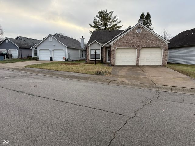 9211 Steeplechase Drive, Indianapolis, IN 46250