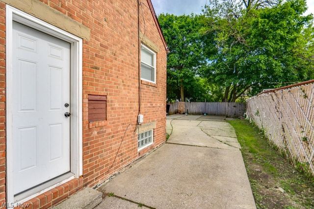 13020 Bellaire Road, Cleveland, OH 44135