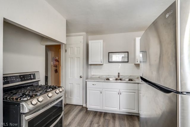13020 Bellaire Road, Cleveland, OH 44135