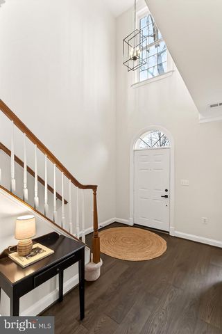 301 HILLWOOD AVE, Falls Church, VA 22046