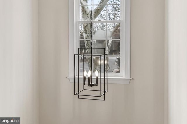 301 HILLWOOD AVE, Falls Church, VA 22046